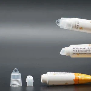 Rundt plastrør til læbepomade